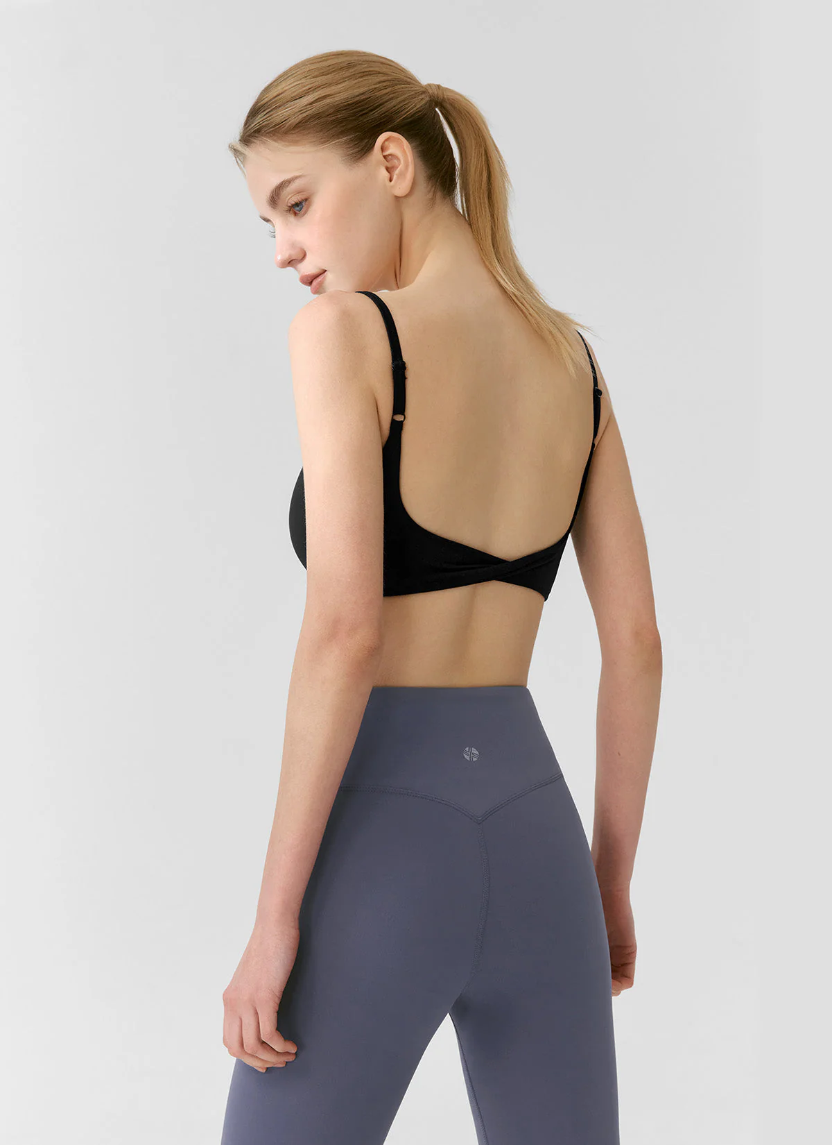 Black Label Power Rise Back Twist Bra - Image 24