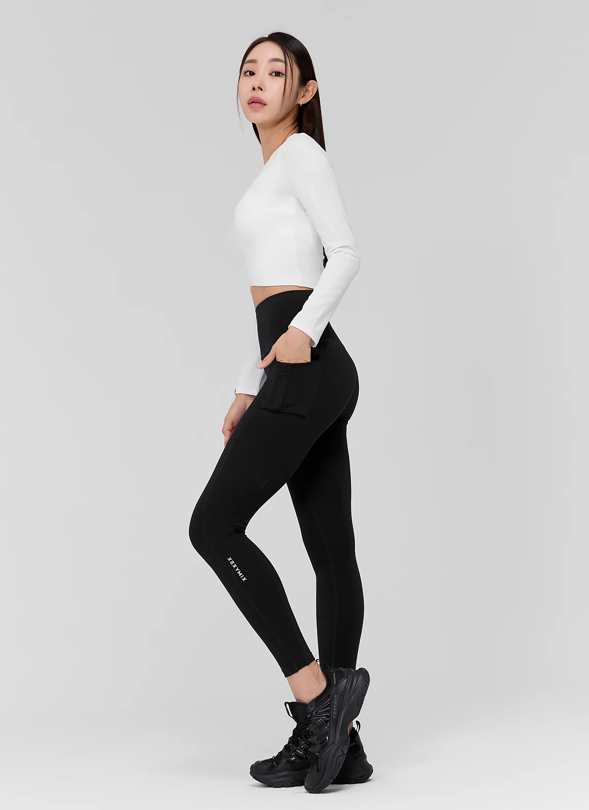 Black Label Signature 360N Out Pocket Leggings - Image 13