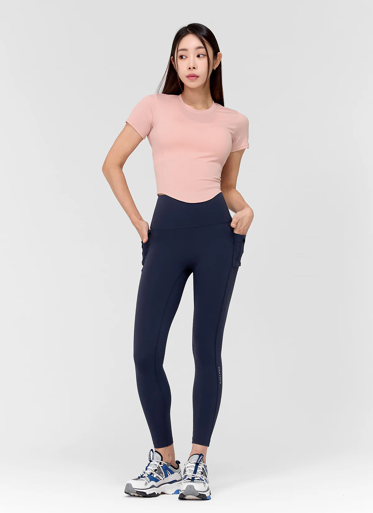 Black Label Signature 360N Out Pocket Leggings - Image 19