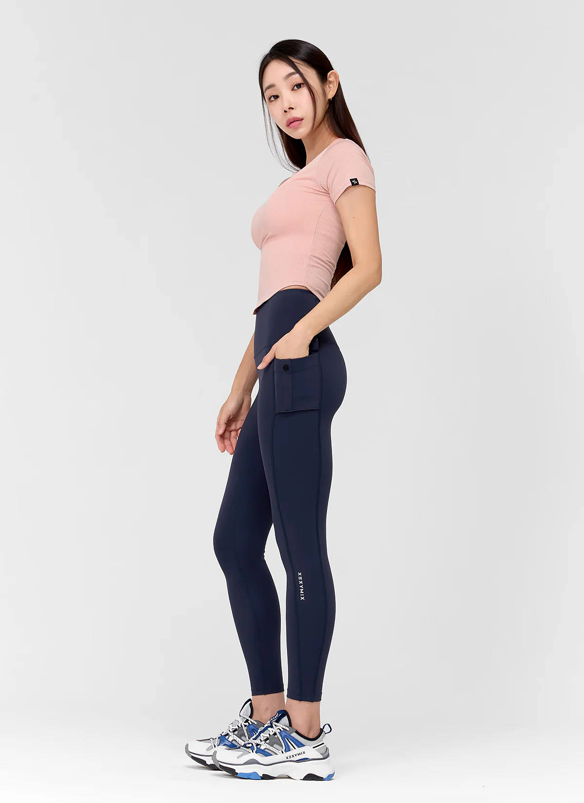Black Label Signature 360N Out Pocket Leggings - Image 20