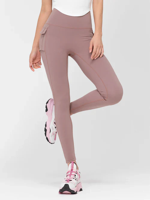 Black Label Signature 360N Out Pocket Leggings - Image 7