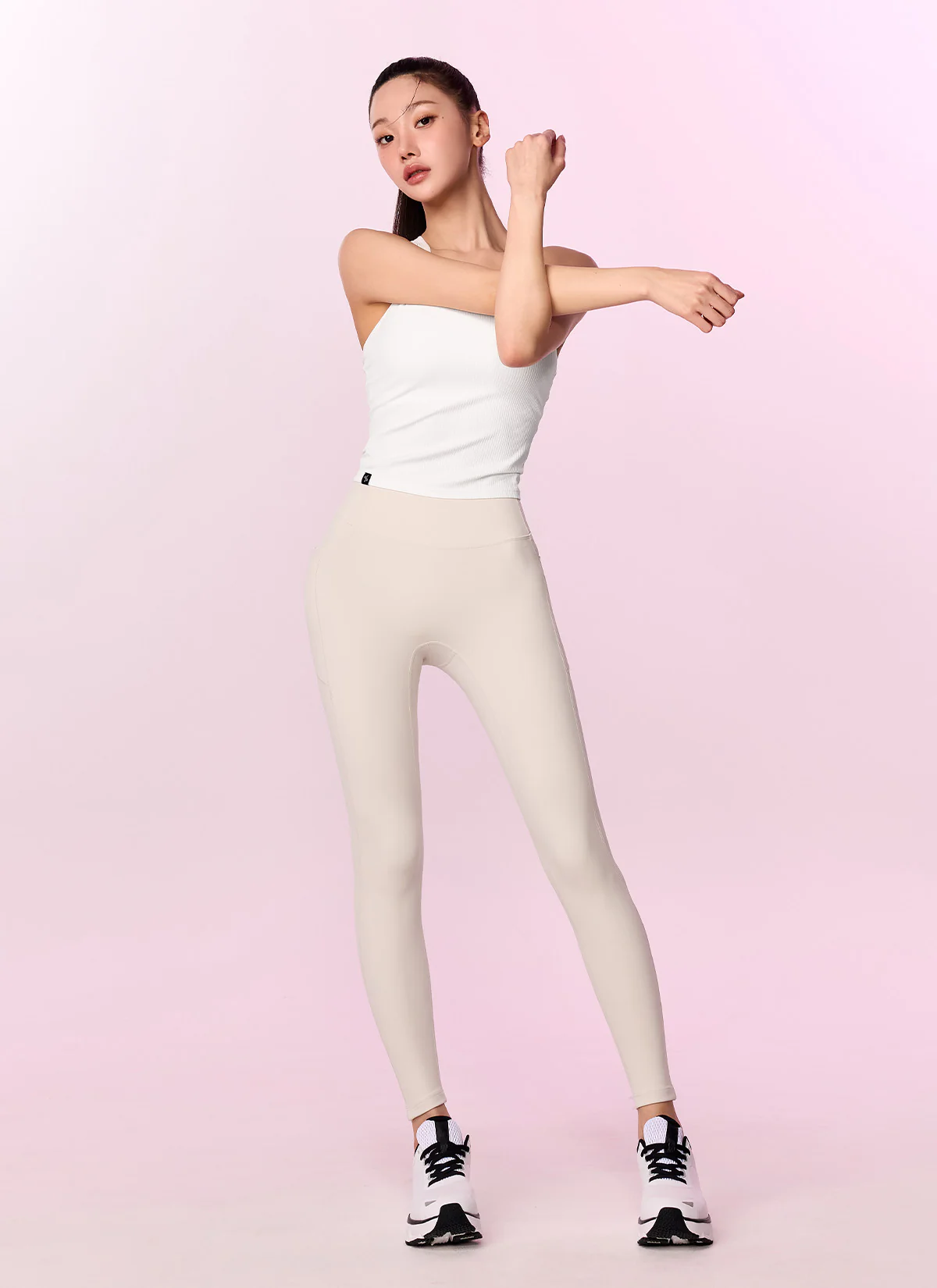 Black Label Signature 380N Pocket Leggings - Image 26