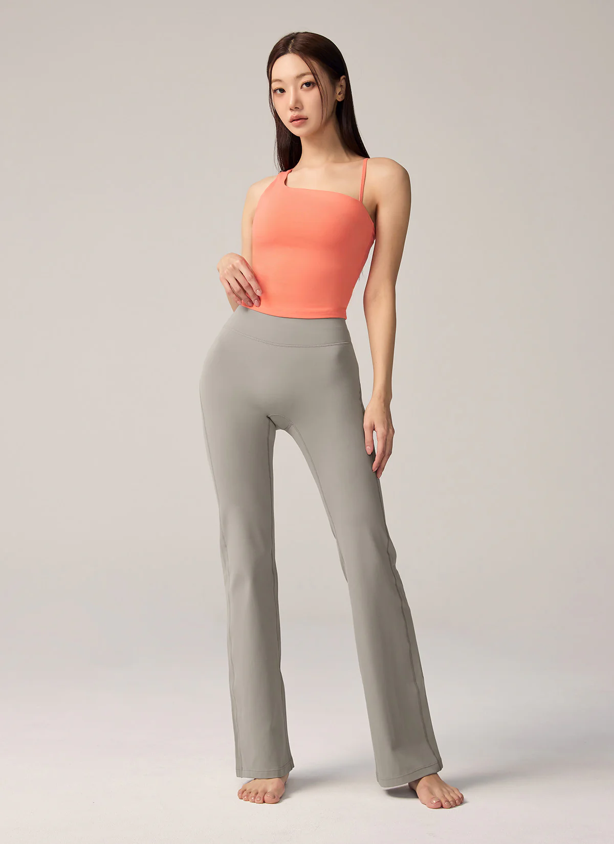 Black Label Signature Power Rise Fleece Bootcut Pants - Image 4