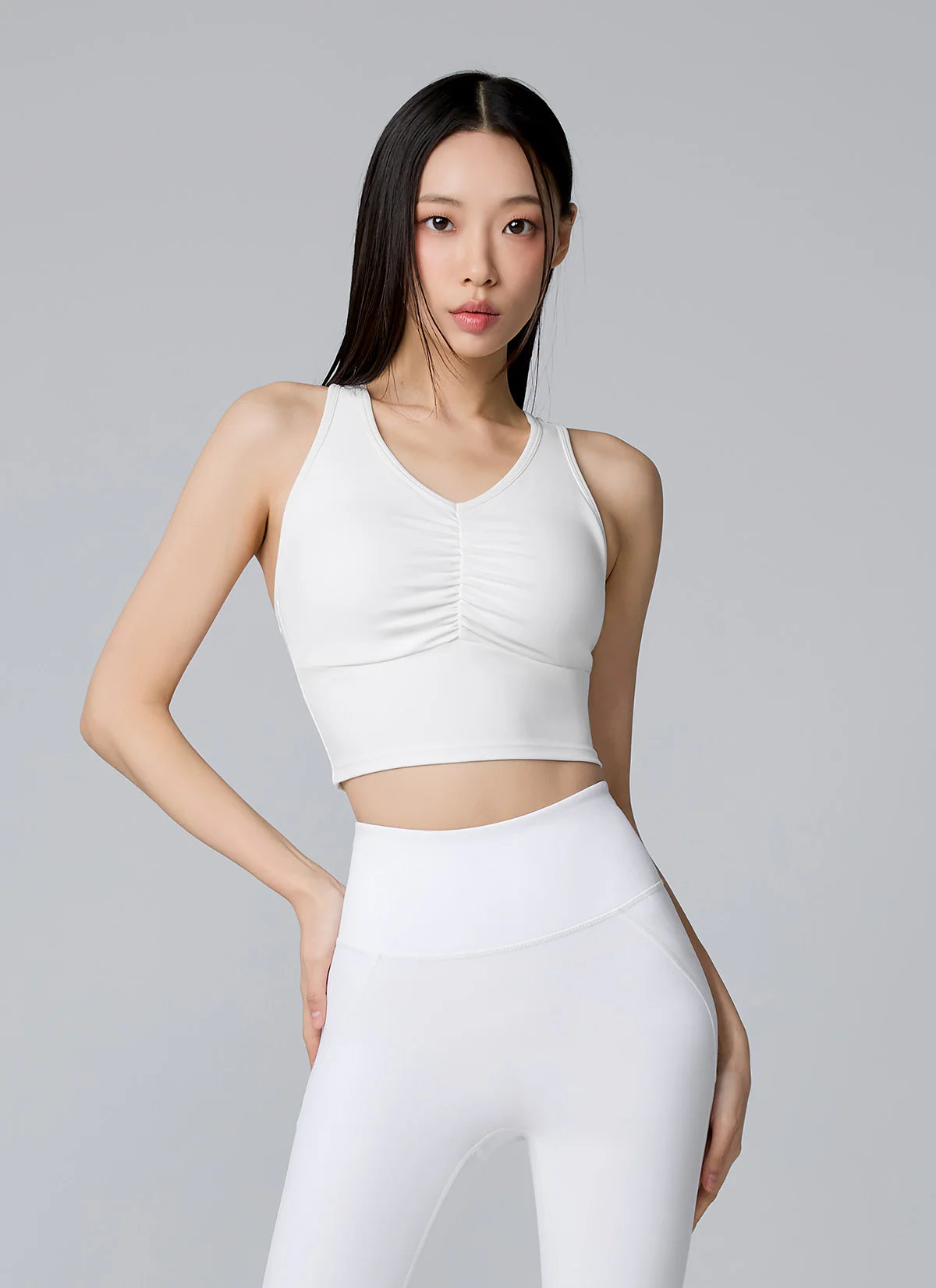 Black Label Signature Power Rise Shirring Cropped Top - Image 4