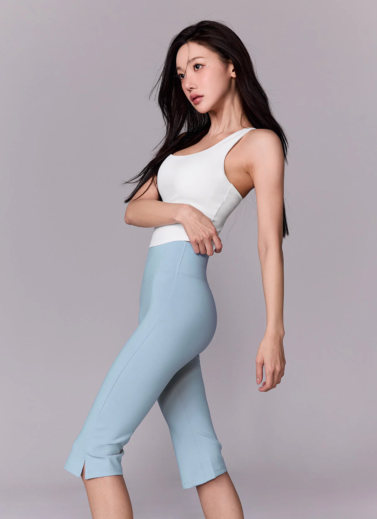 Comfort Fine Capri Leggings - Image 16