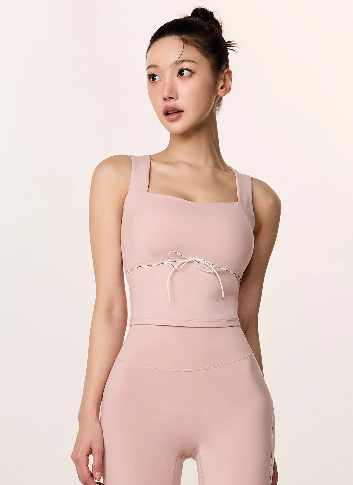 Comfort Fine Logo Piping Cropped Top - Image 10