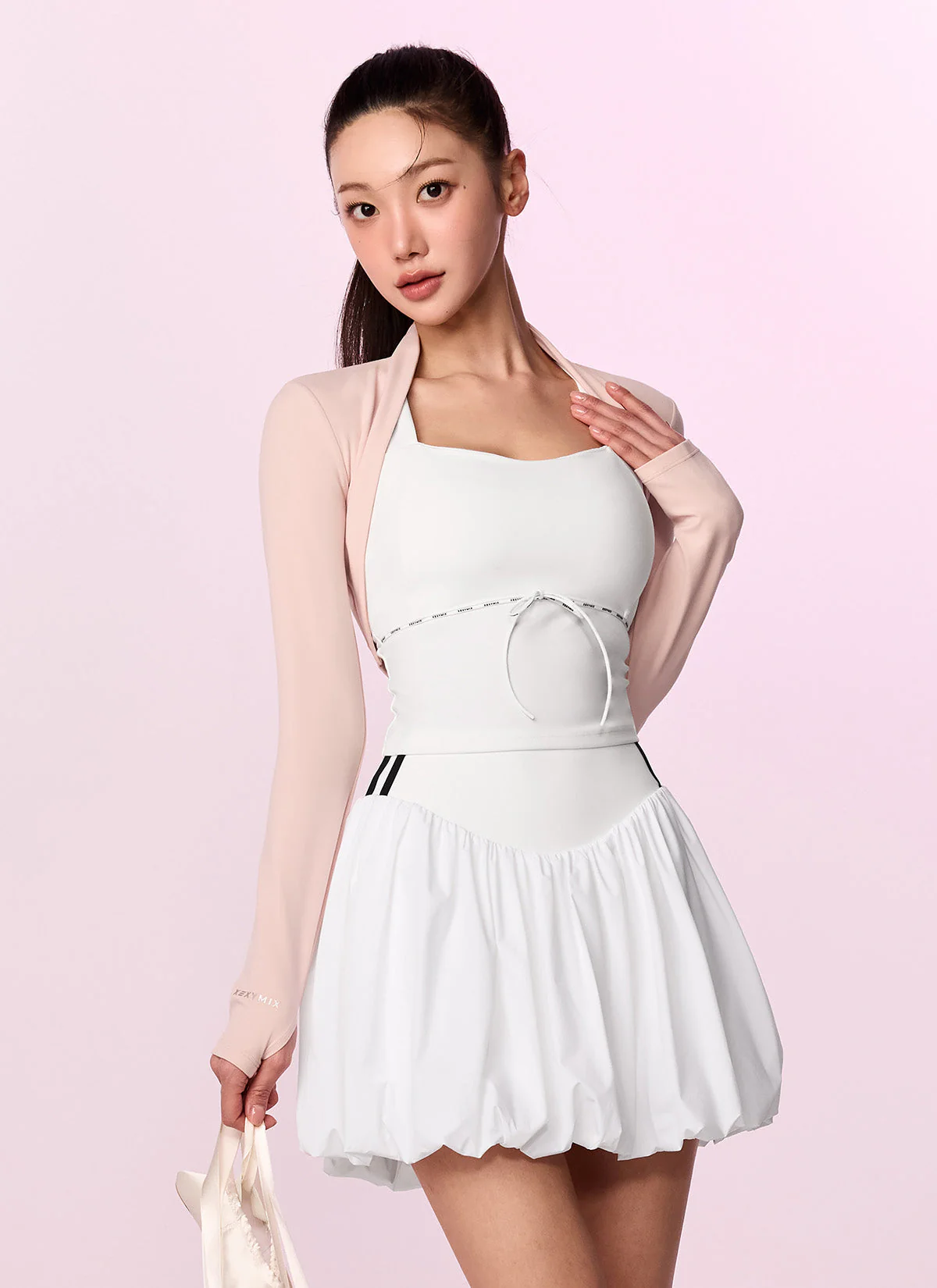 Comfort Fine Logo Piping Cropped Top - Image 8