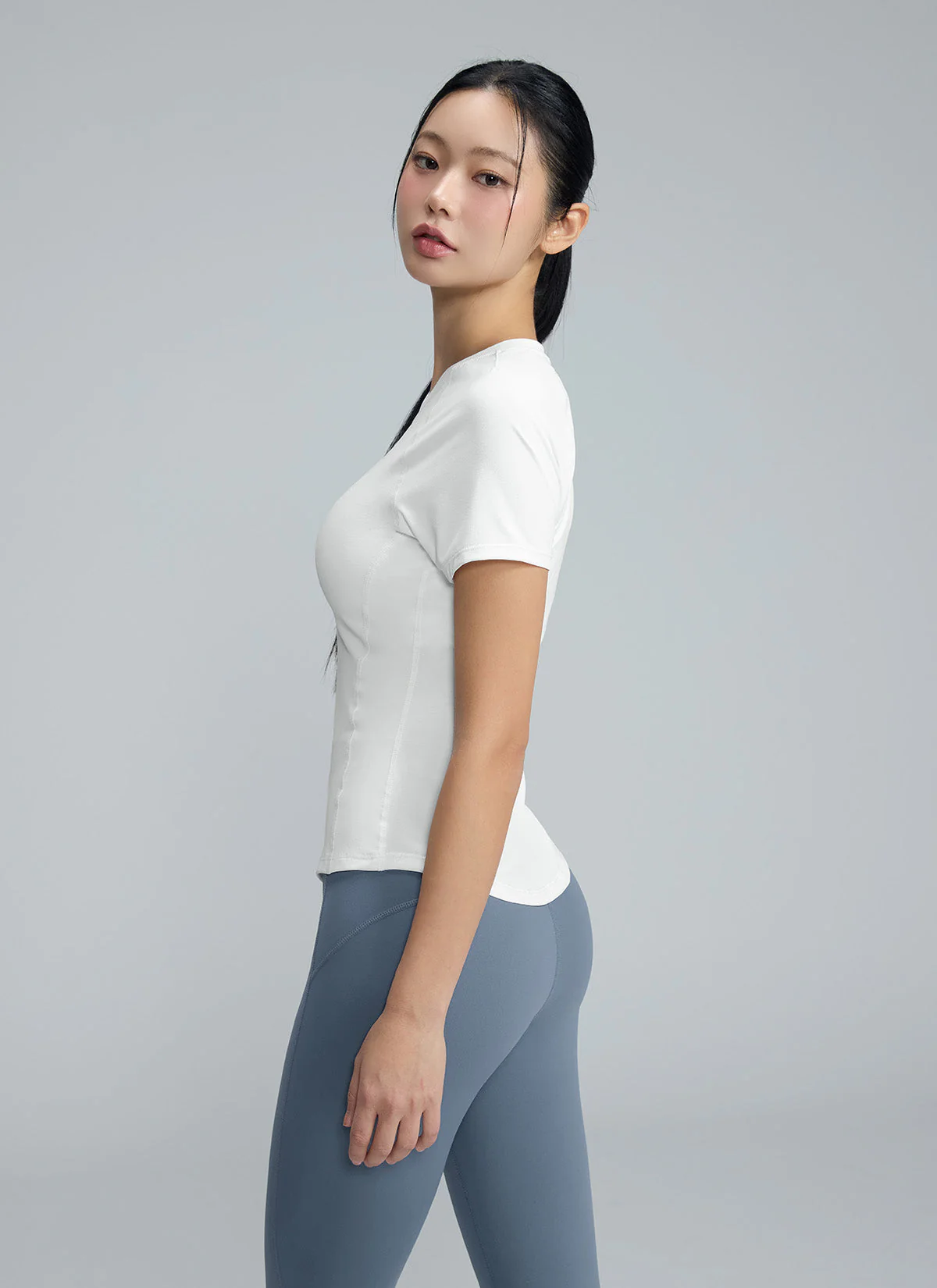 Daily Feather Slim Fit Short Sleeve - Image 27