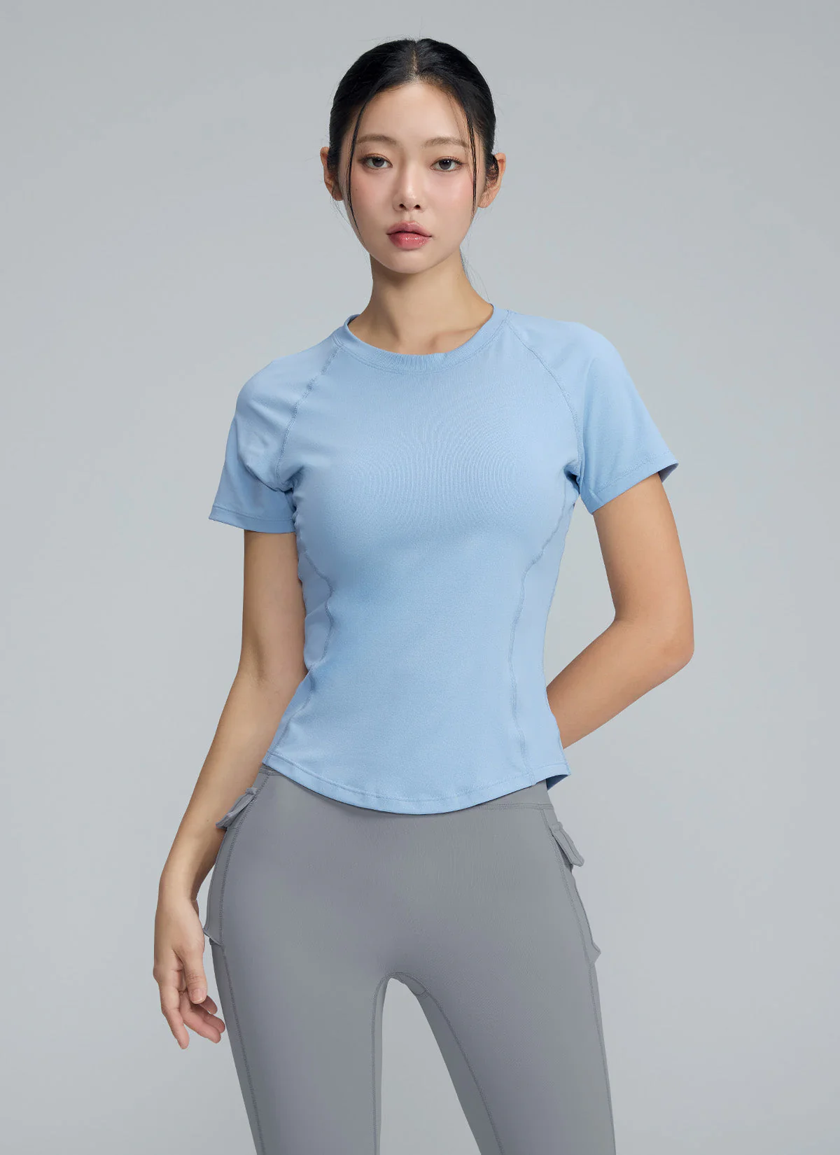Daily Feather Slim Fit Short Sleeve - Image 3