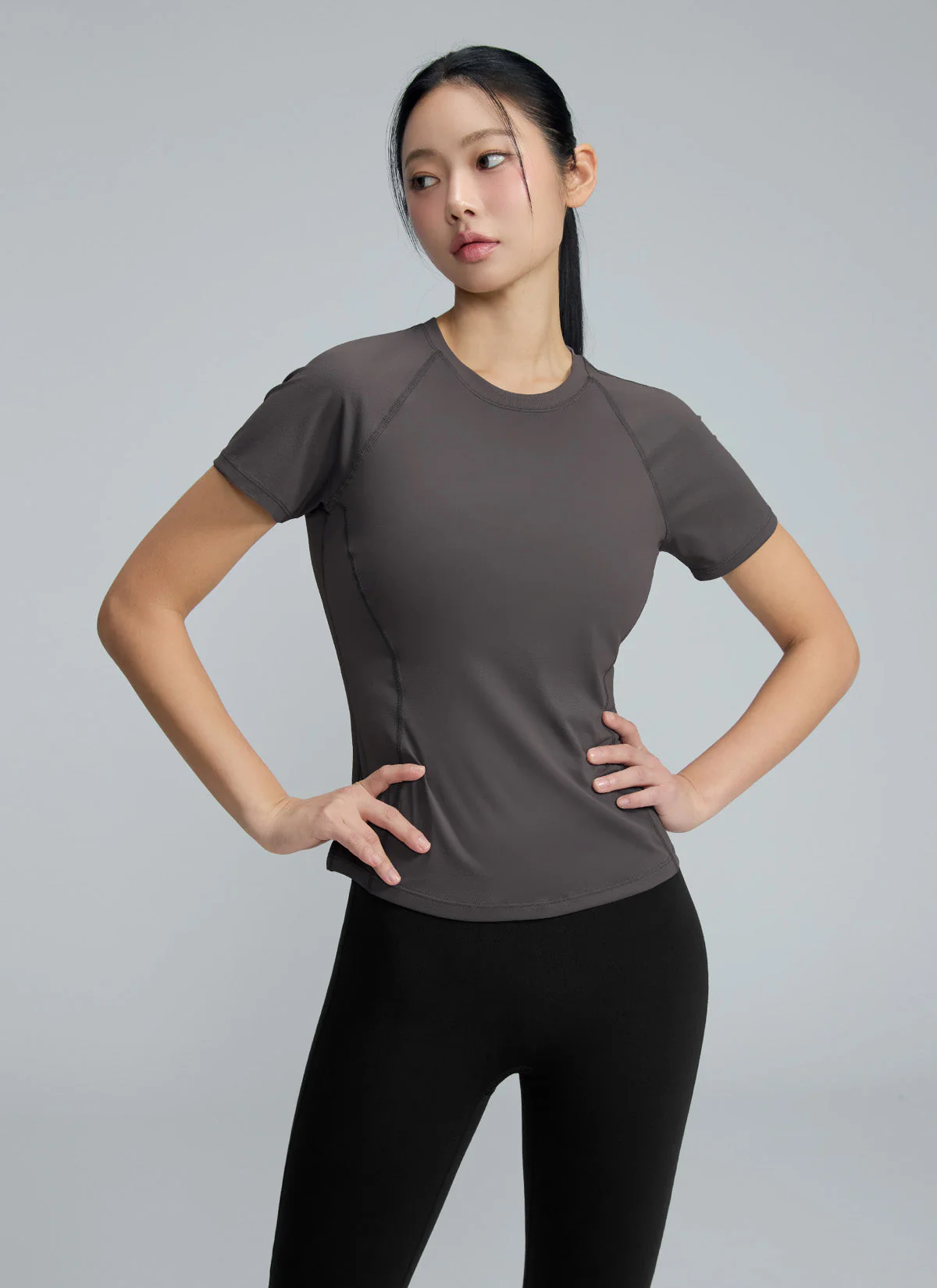 Daily Feather Slim Fit Short Sleeve - Image 4
