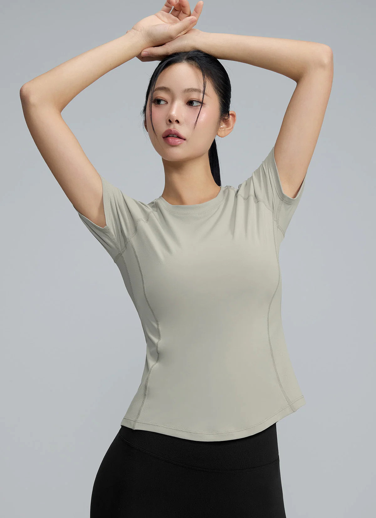 Daily Feather Slim Fit Short Sleeve - Image 6