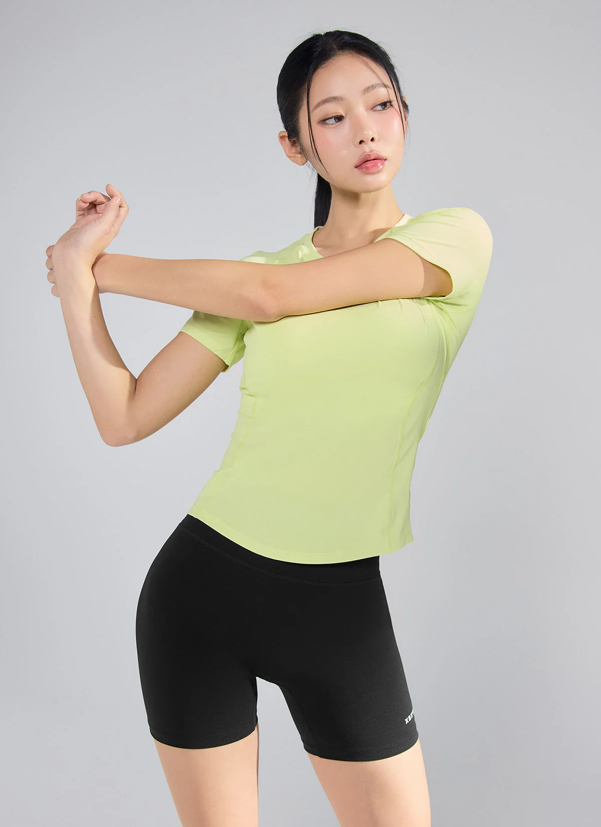 Daily Feather Slim Fit Short Sleeve - Image 7