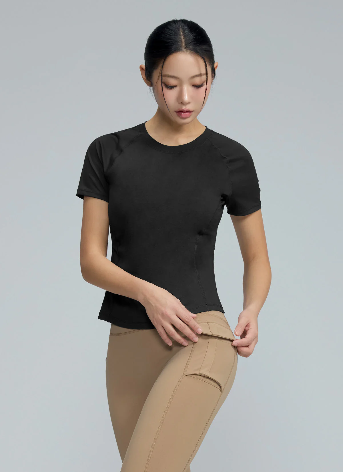 Daily Feather Slim Fit Short Sleeve - Image 8