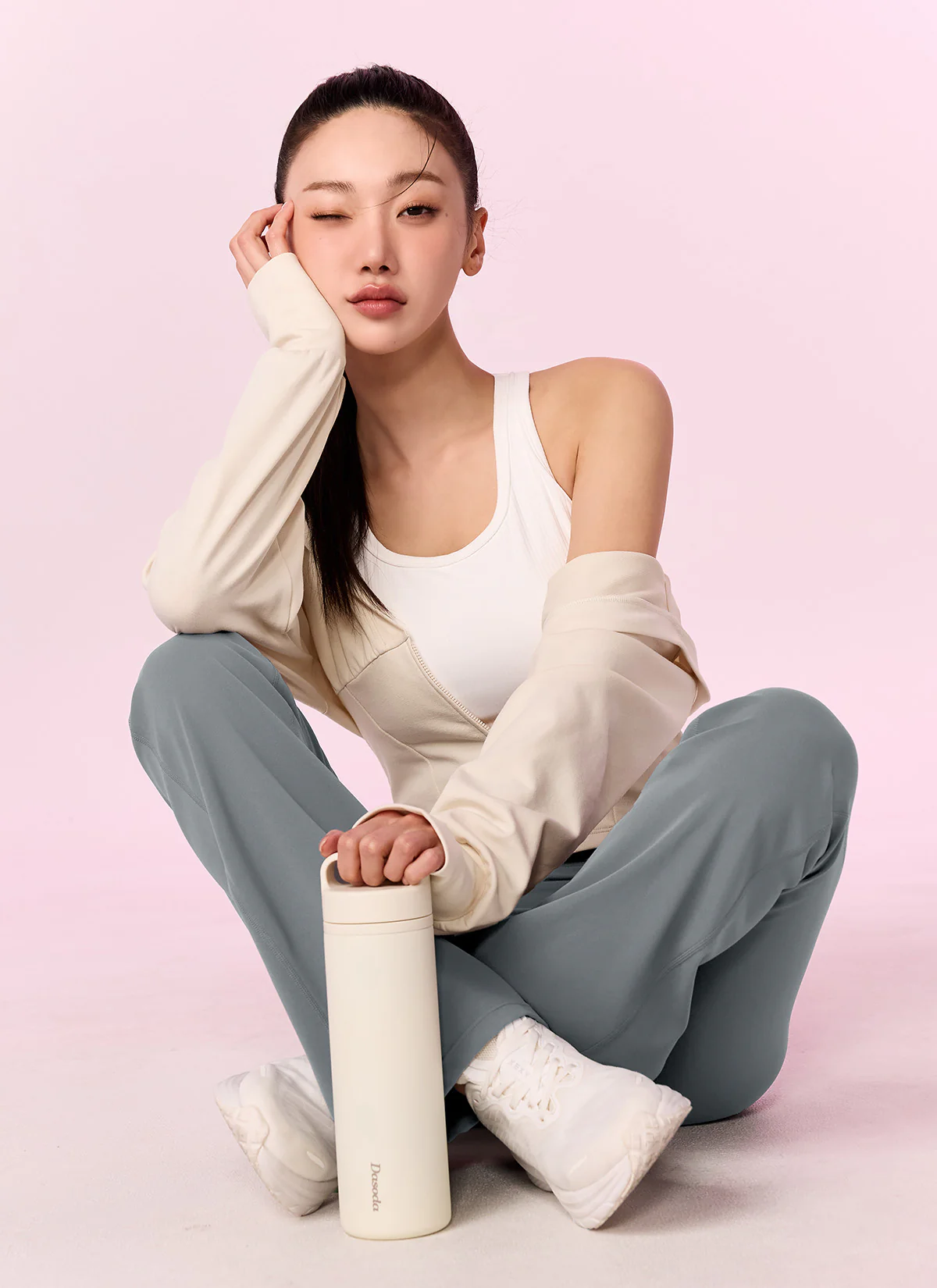 Deep V-Neck Hood Zip-up - Image 12