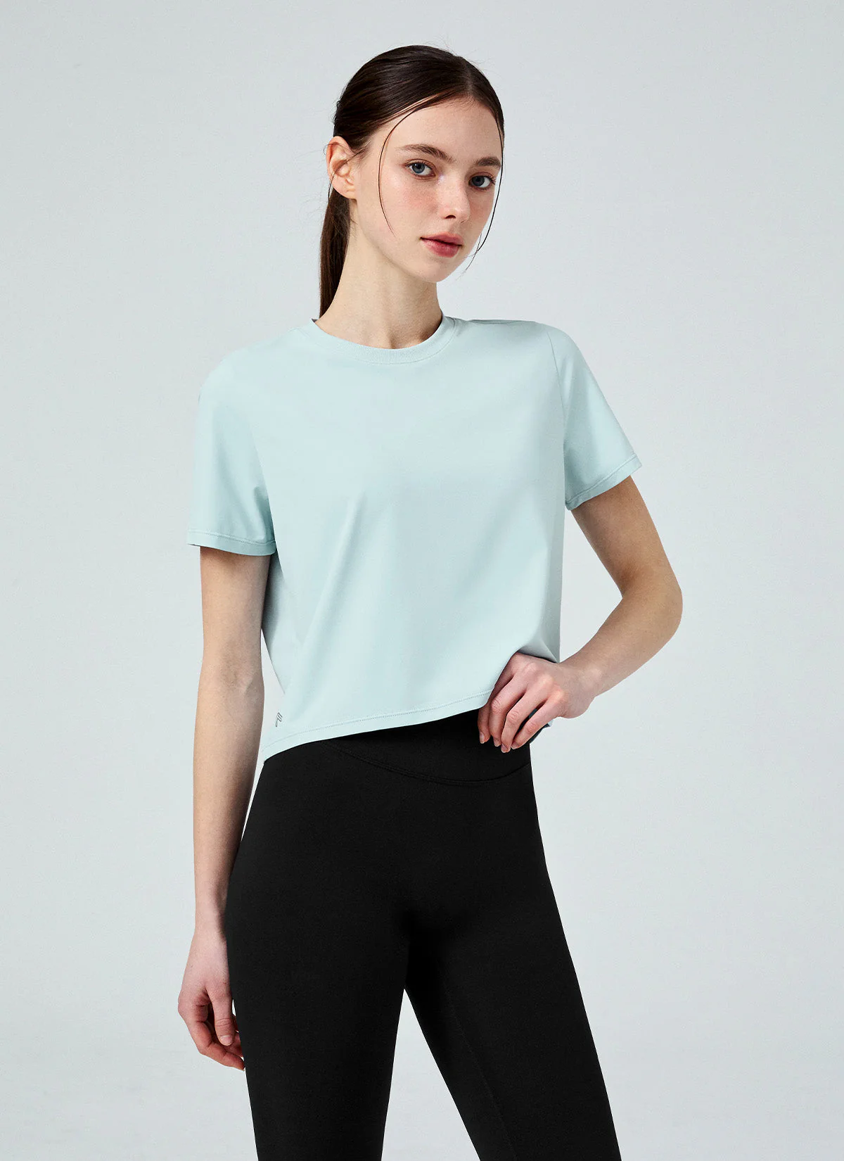 Ice Feather Light 2.0 Cropped Short Sleeve - Image 11