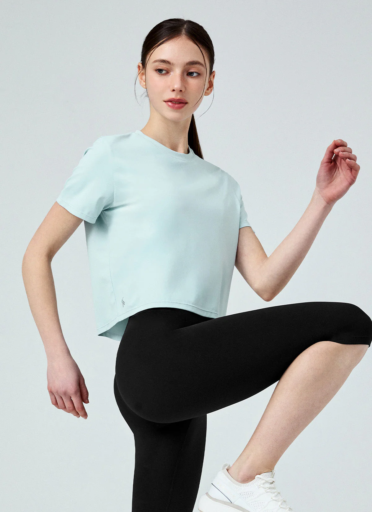 Ice Feather Light 2.0 Cropped Short Sleeve - Image 13