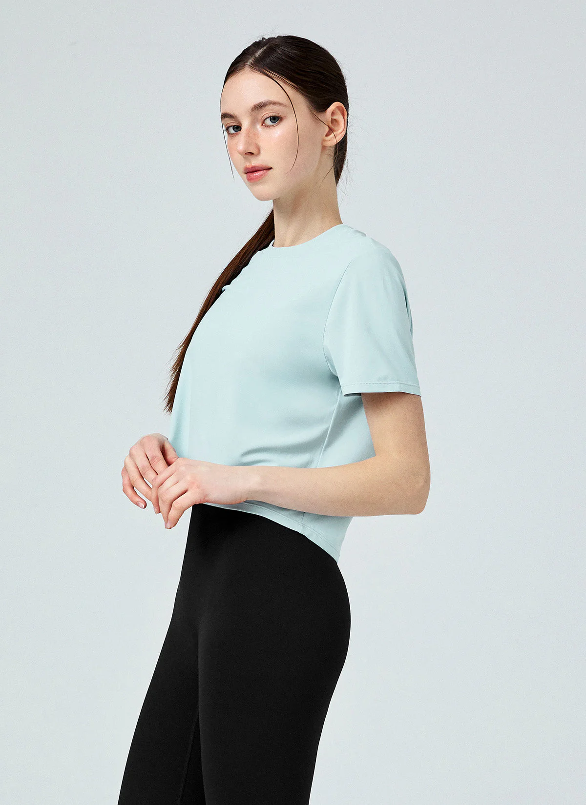 Ice Feather Light 2.0 Cropped Short Sleeve - Image 14