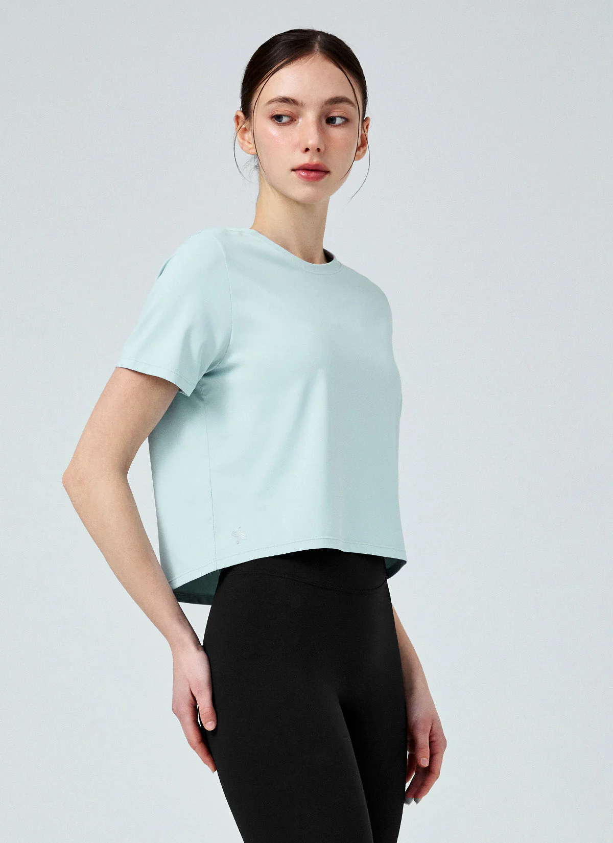 Ice Feather Light 2.0 Cropped Short Sleeve - Image 15