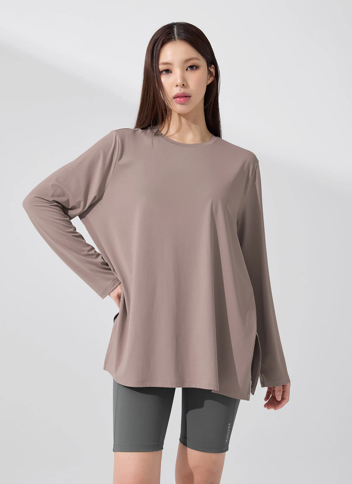 Ice Feather Light Loose Fit Long Sleeve - Image 16