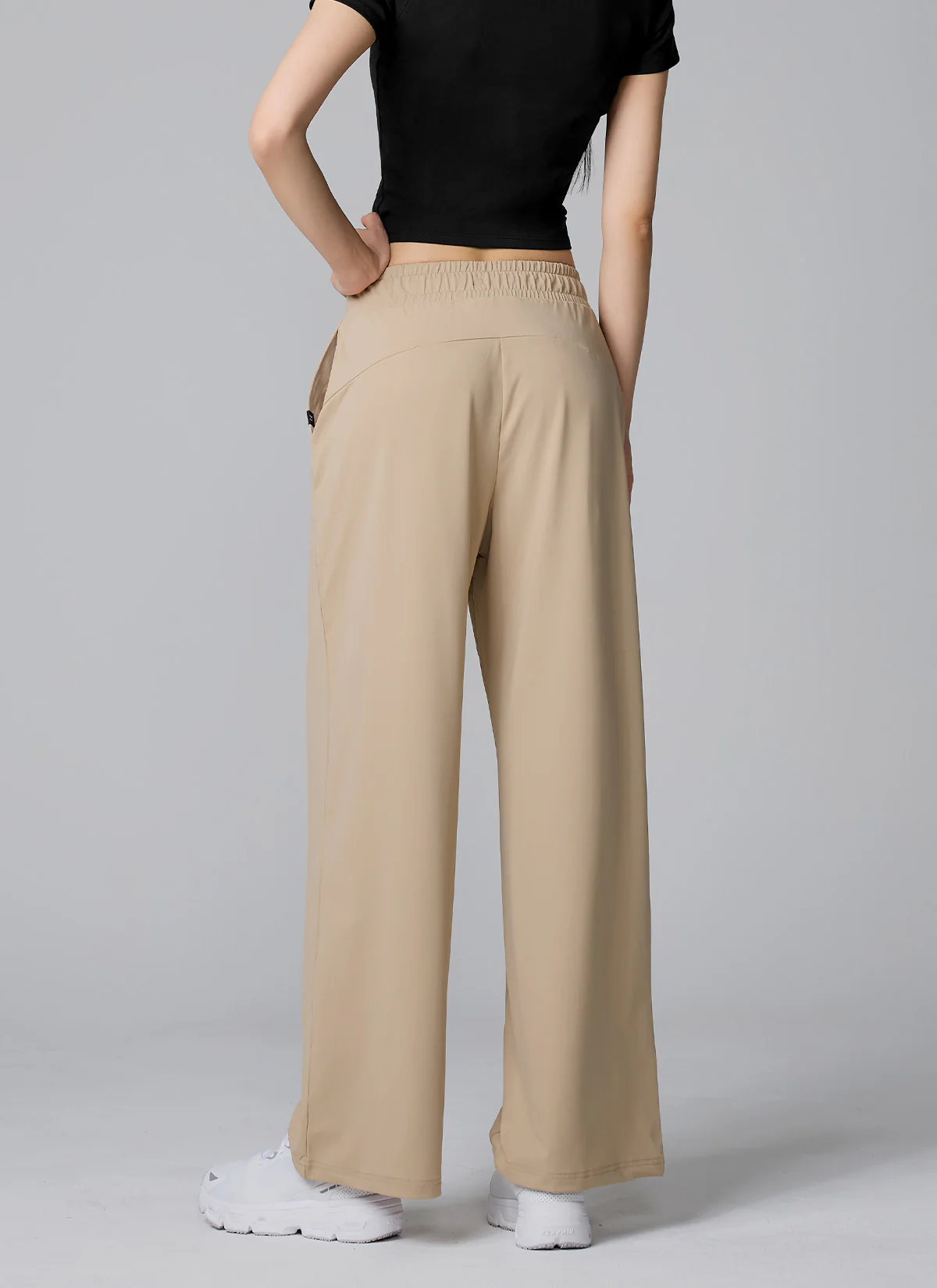 Medium Feather Cooling Wide Pants - Image 17