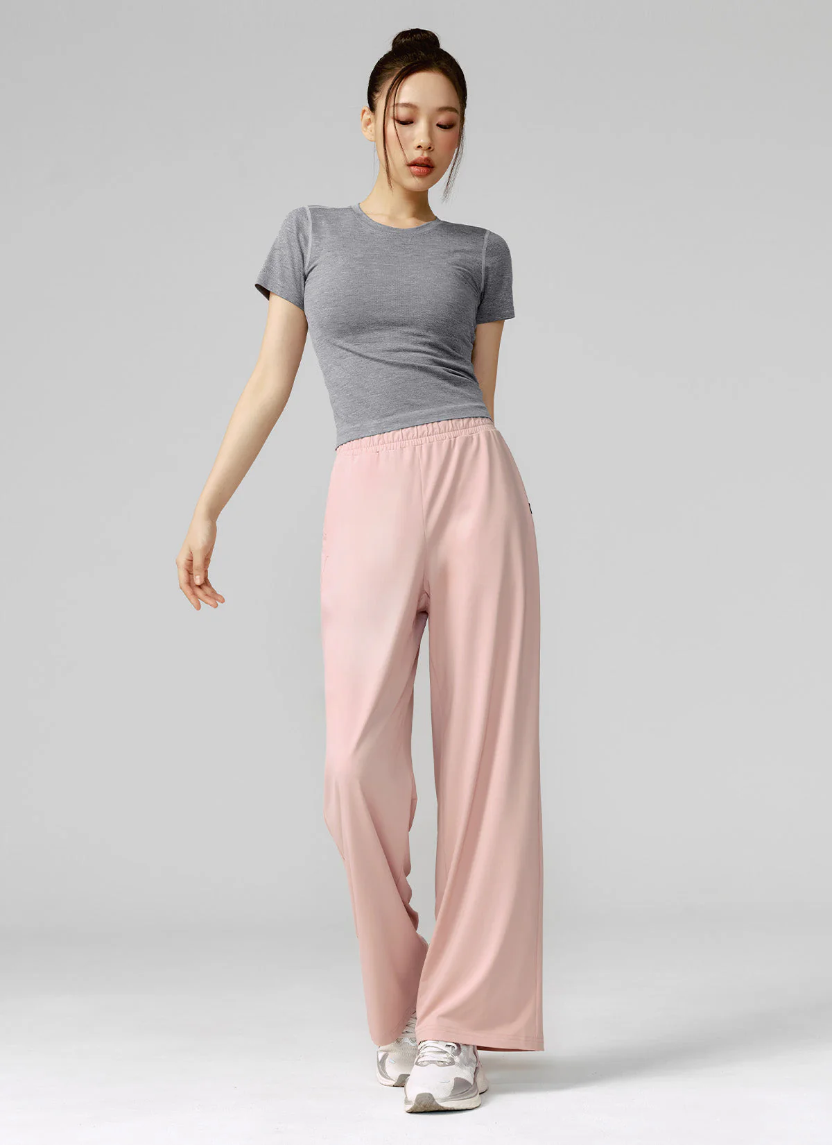 Medium Feather Cooling Wide Pants - Image 20