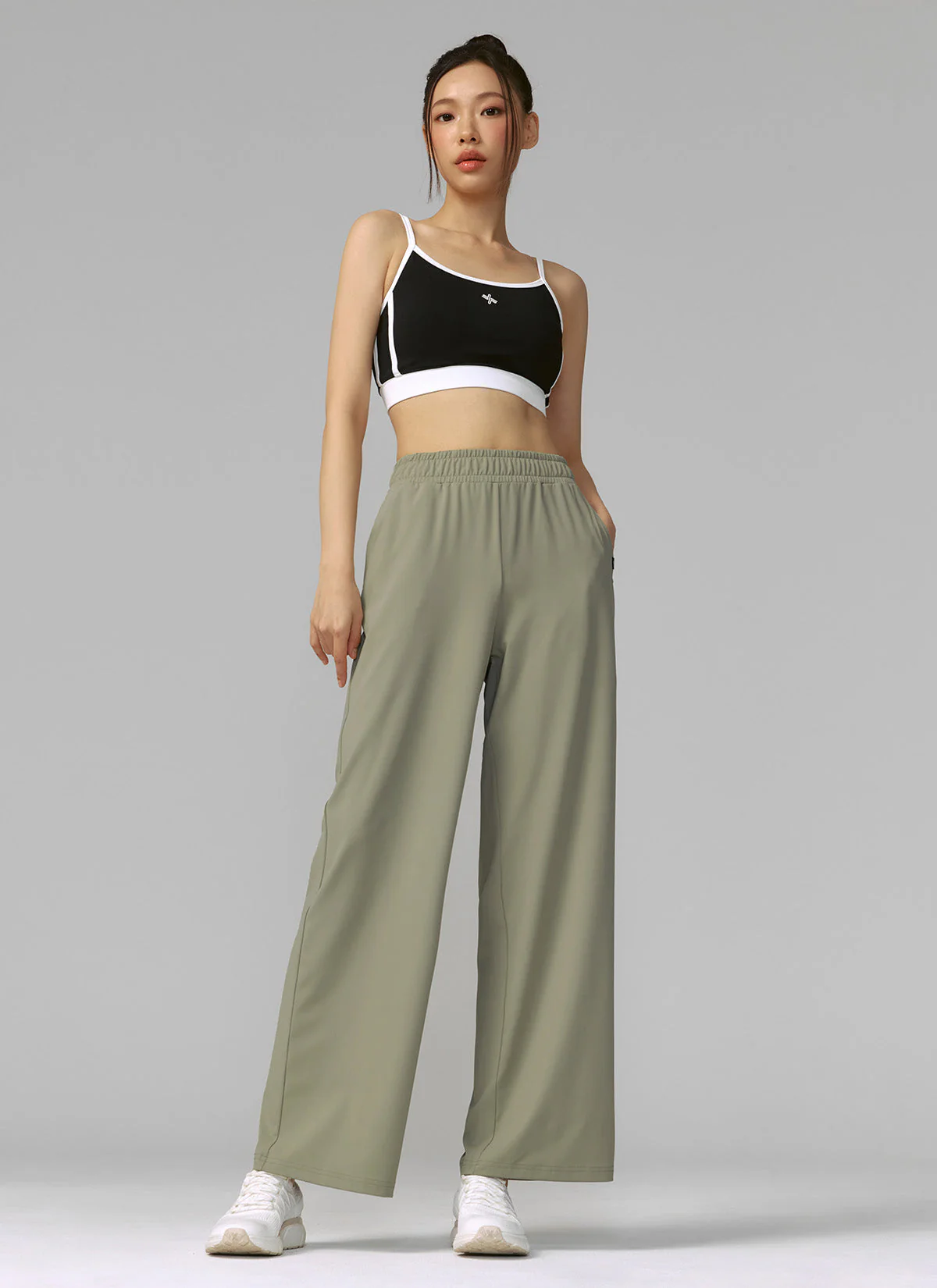 Medium Feather Cooling Wide Pants - Image 28