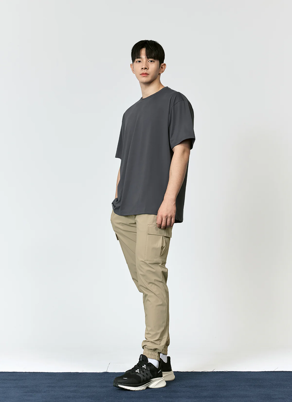 Men's Ice Feather Over Fit Short Sleeve - Image 18