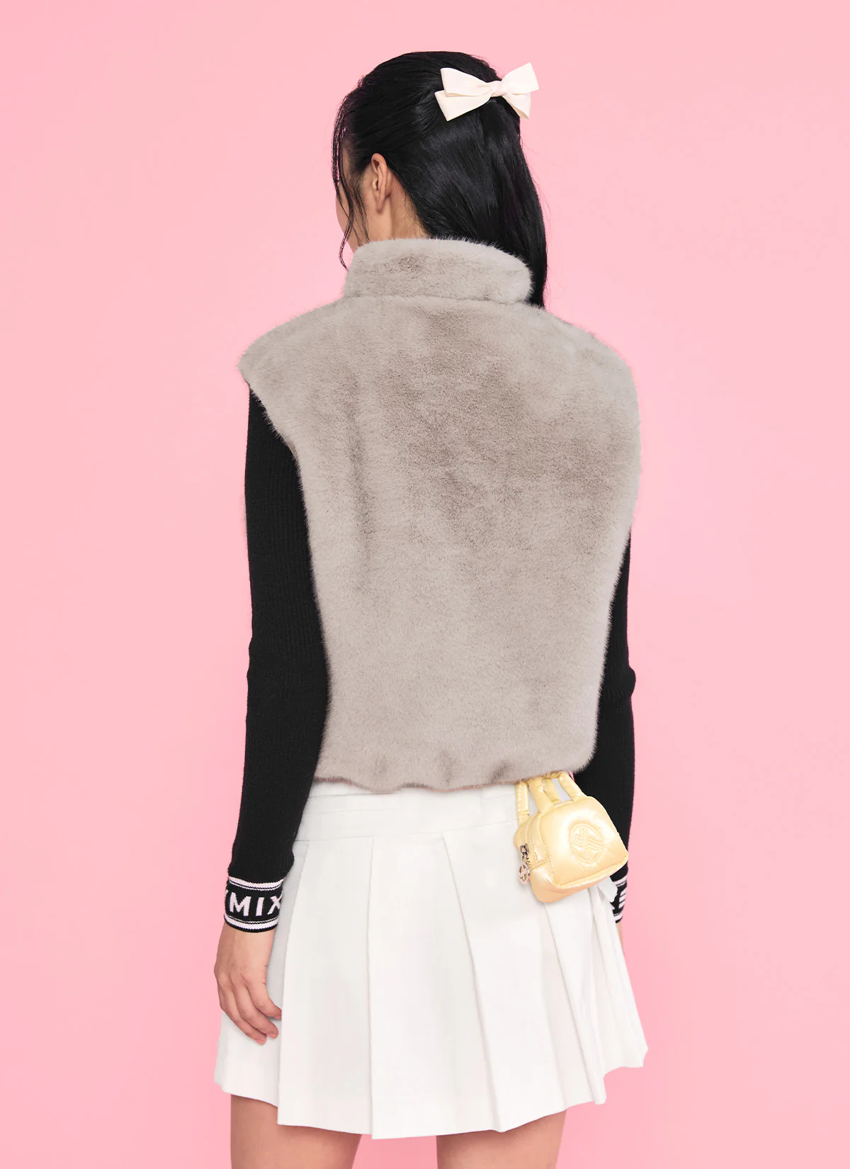 Quilted Soft Fur Reversible Vest - Image 15