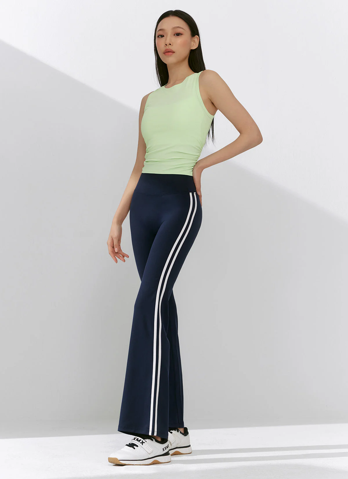 Ribbed Back Twist Sleeveless - Image 14