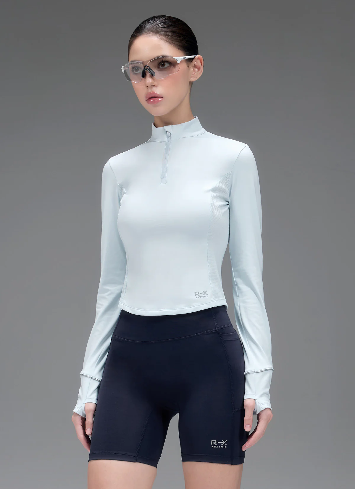RX Brushed Finger-Hole Half Zip-up - Image 4