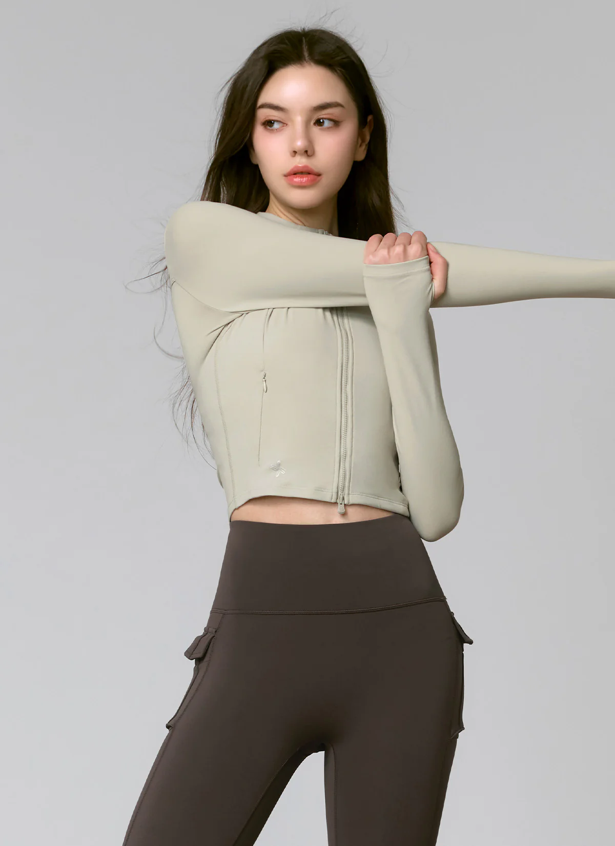 Slim Fit Cropped Zip-up Jacket - Image 11