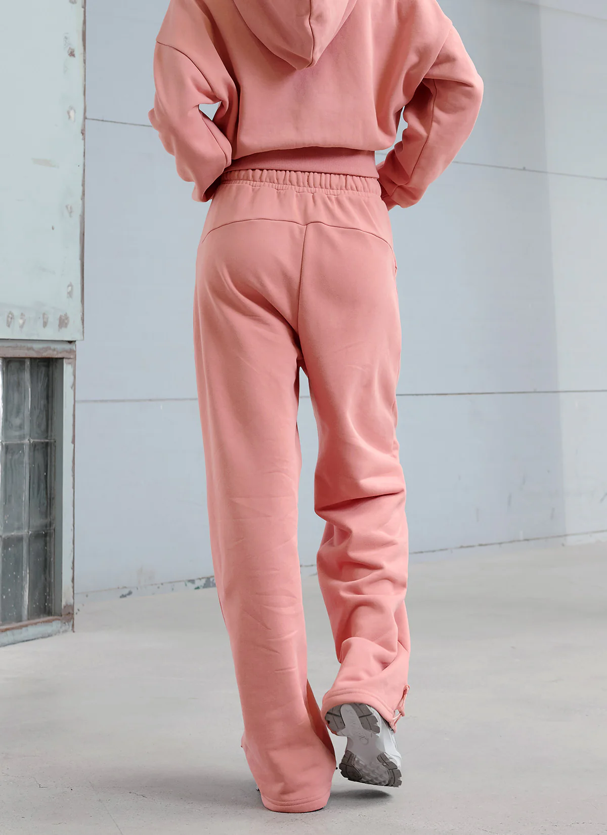 Softly Pintuck Wide Pants - Image 27