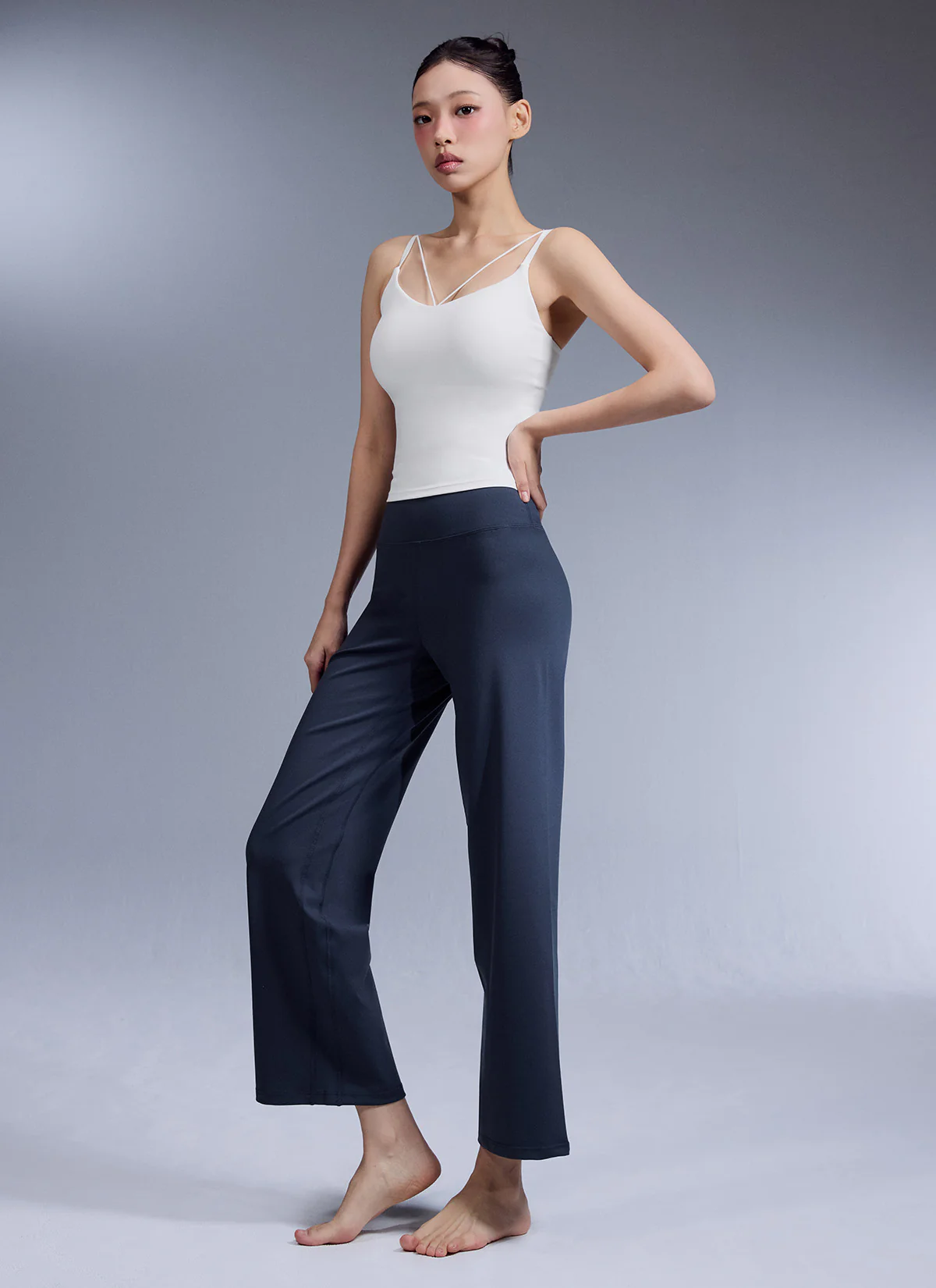 XELLA Intension Wide Leggings 9" - Image 4