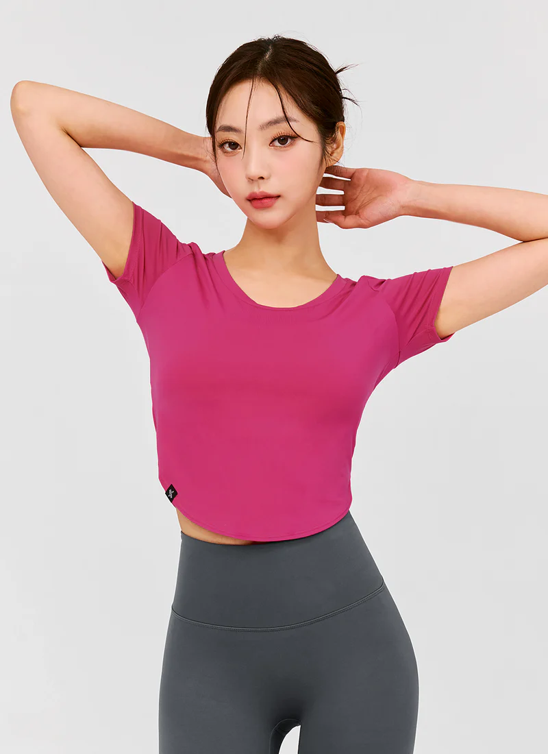 XELLA Light Round Cropped Top - Image 12