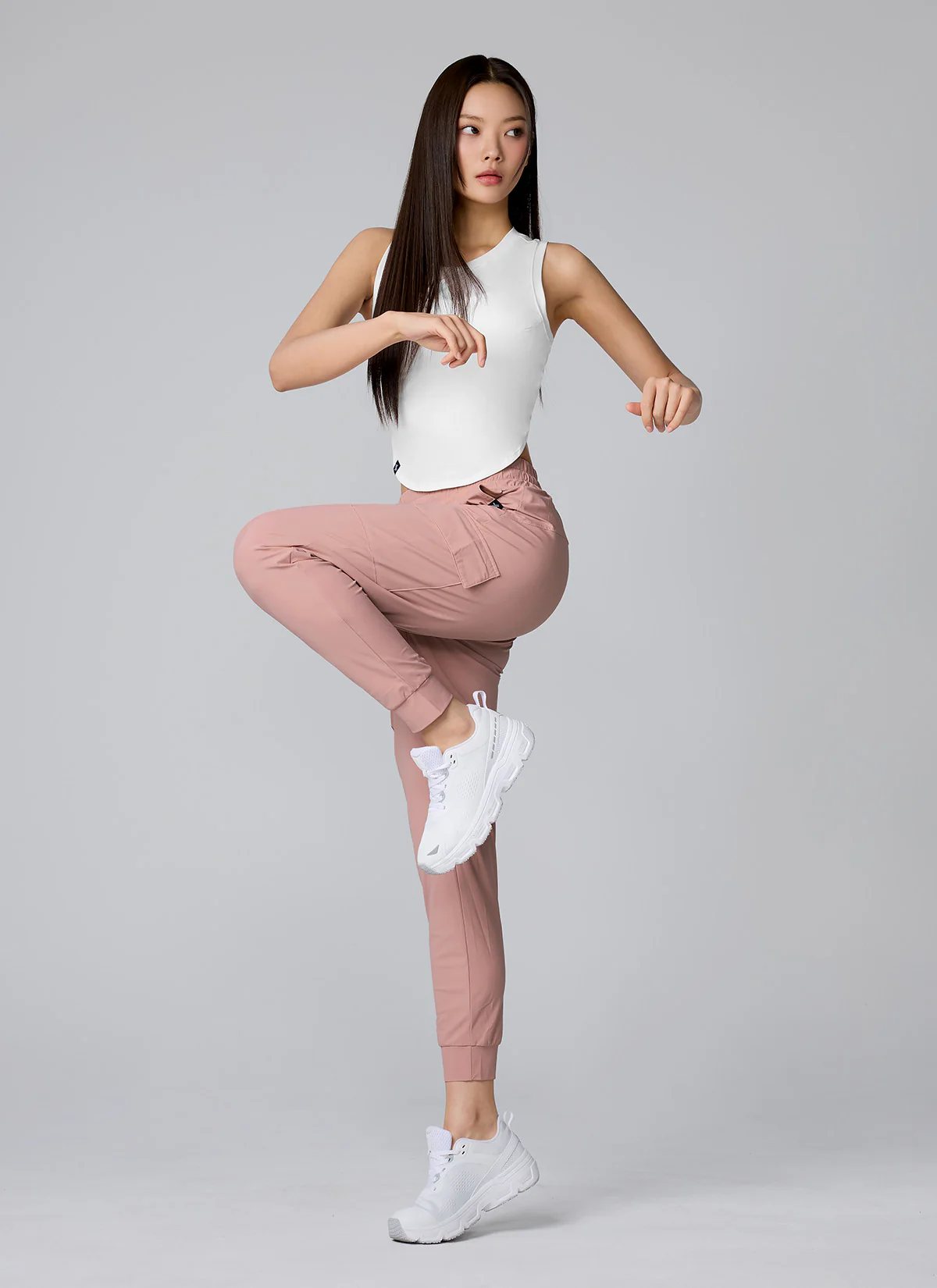 XELLA Light Round Sleeveless - Image 34