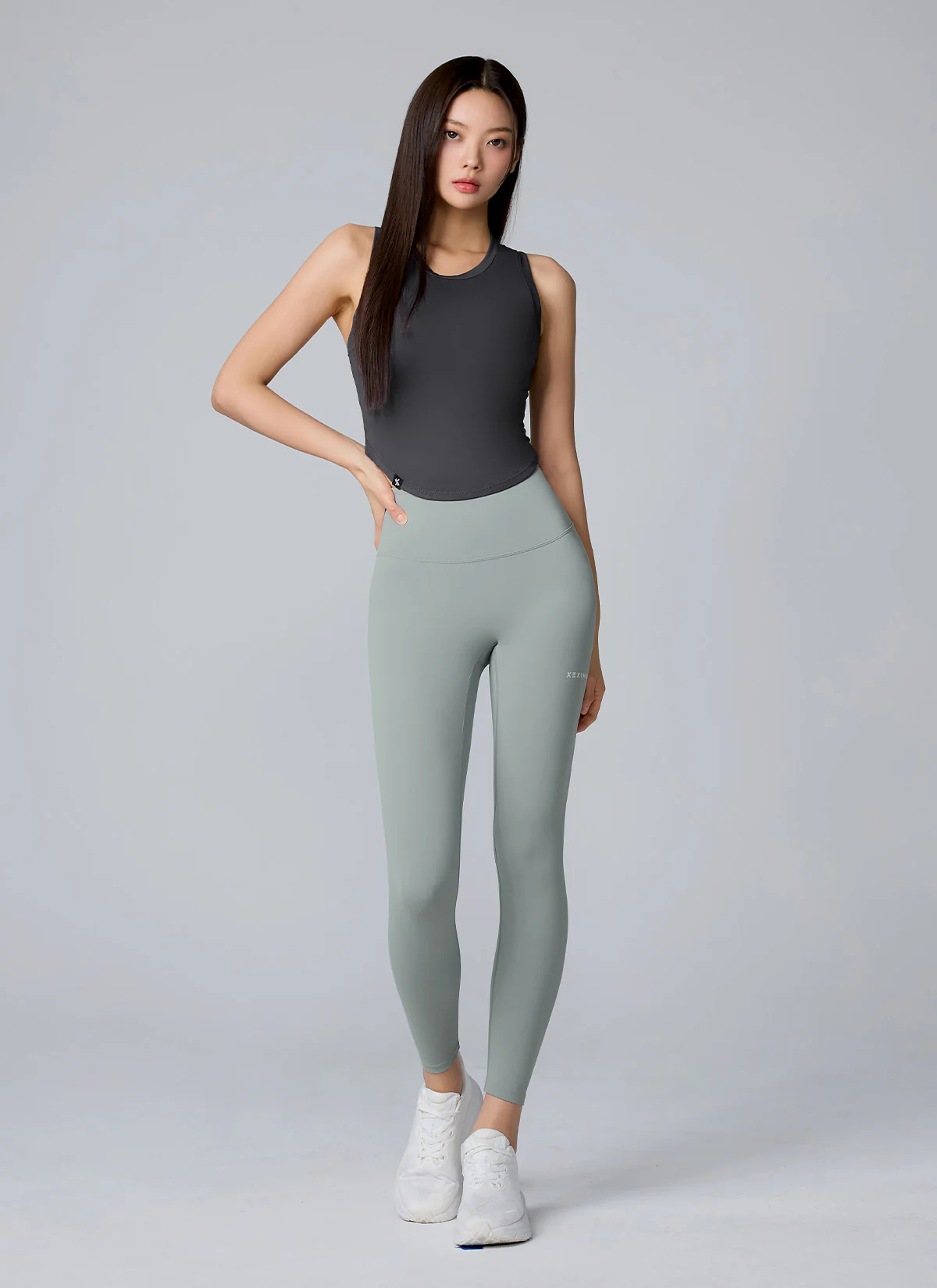 XELLA Light Round Sleeveless - Image 37