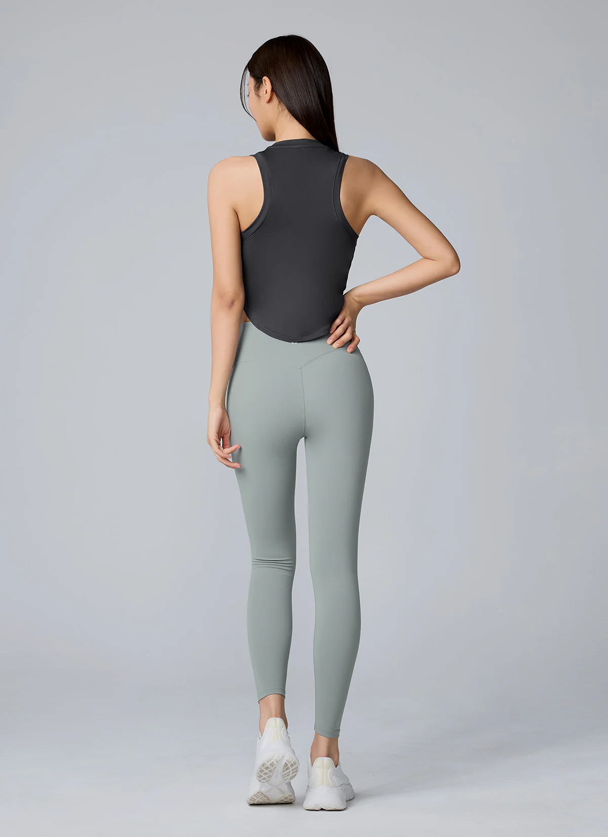XELLA Light Round Sleeveless - Image 38