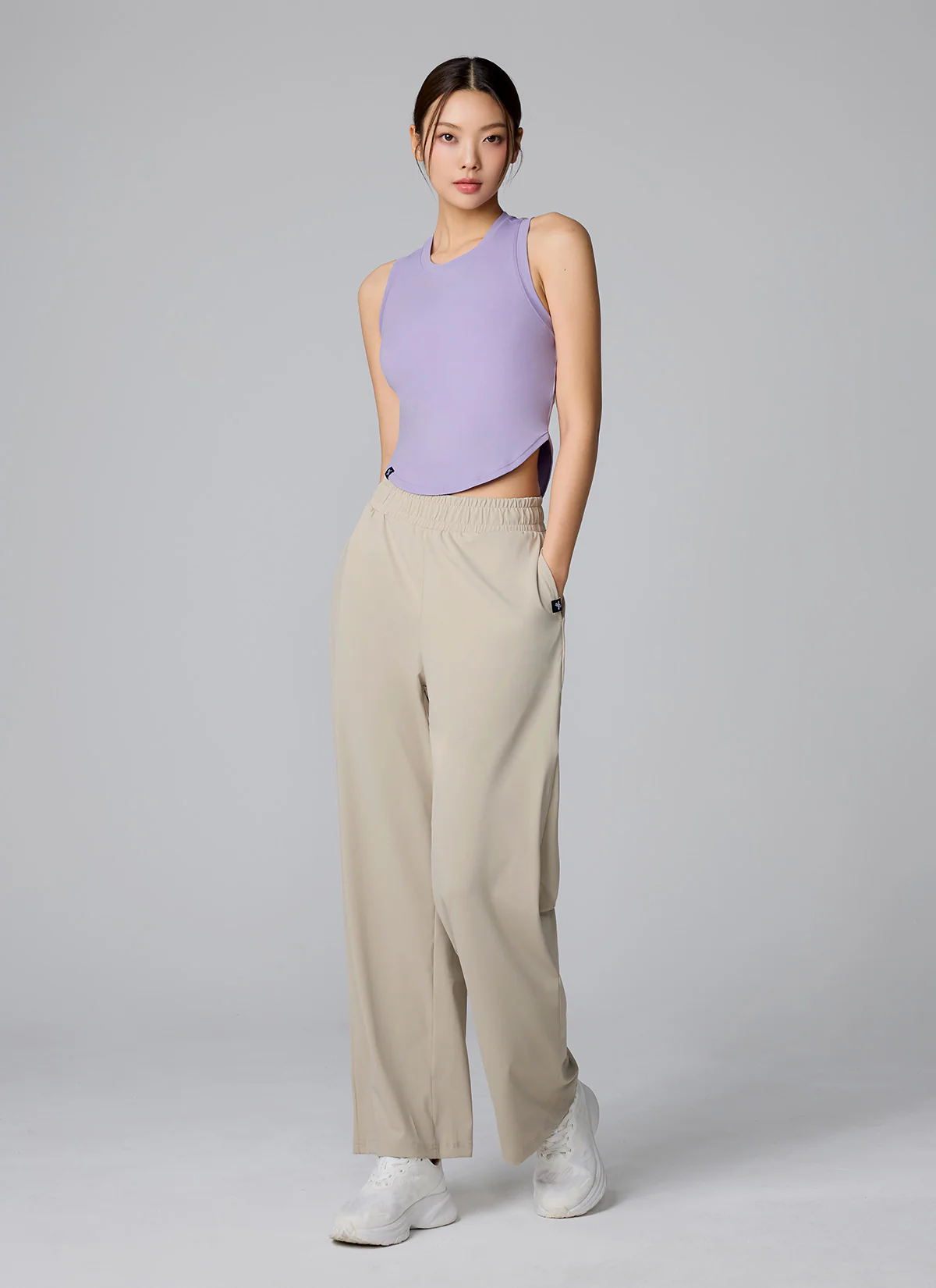 XELLA Light Round Sleeveless - Image 40